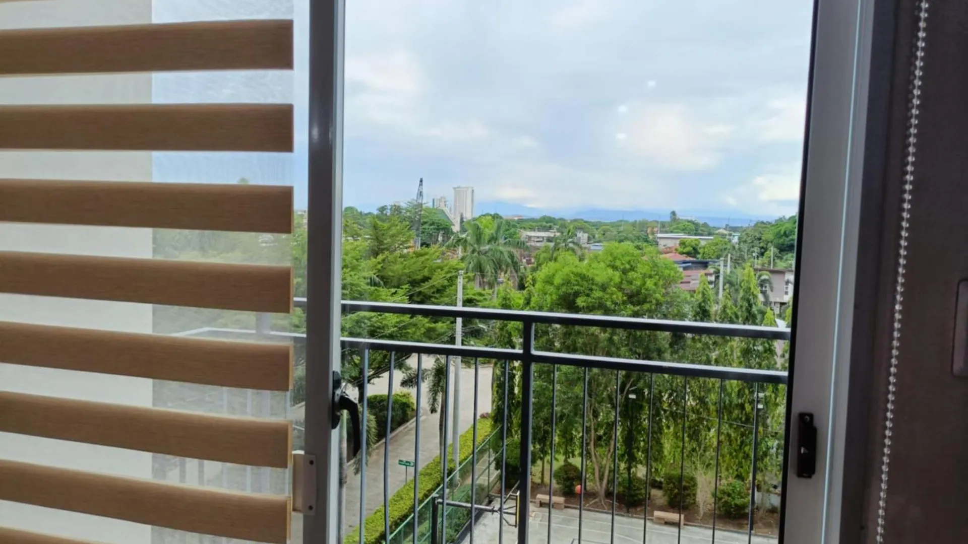 Spacious 2-Bedroom Unit - Matina Enclaves Davao 0*,  Filipinas